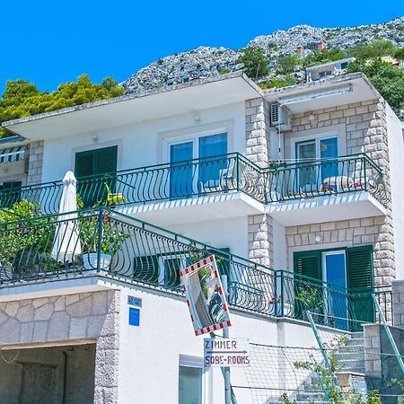 Apartments With A Parking Space Brela, Makarska - 16603 Kültér fotó