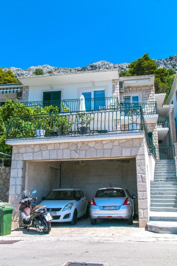 Apartments With A Parking Space Brela, Makarska - 16603 Kültér fotó