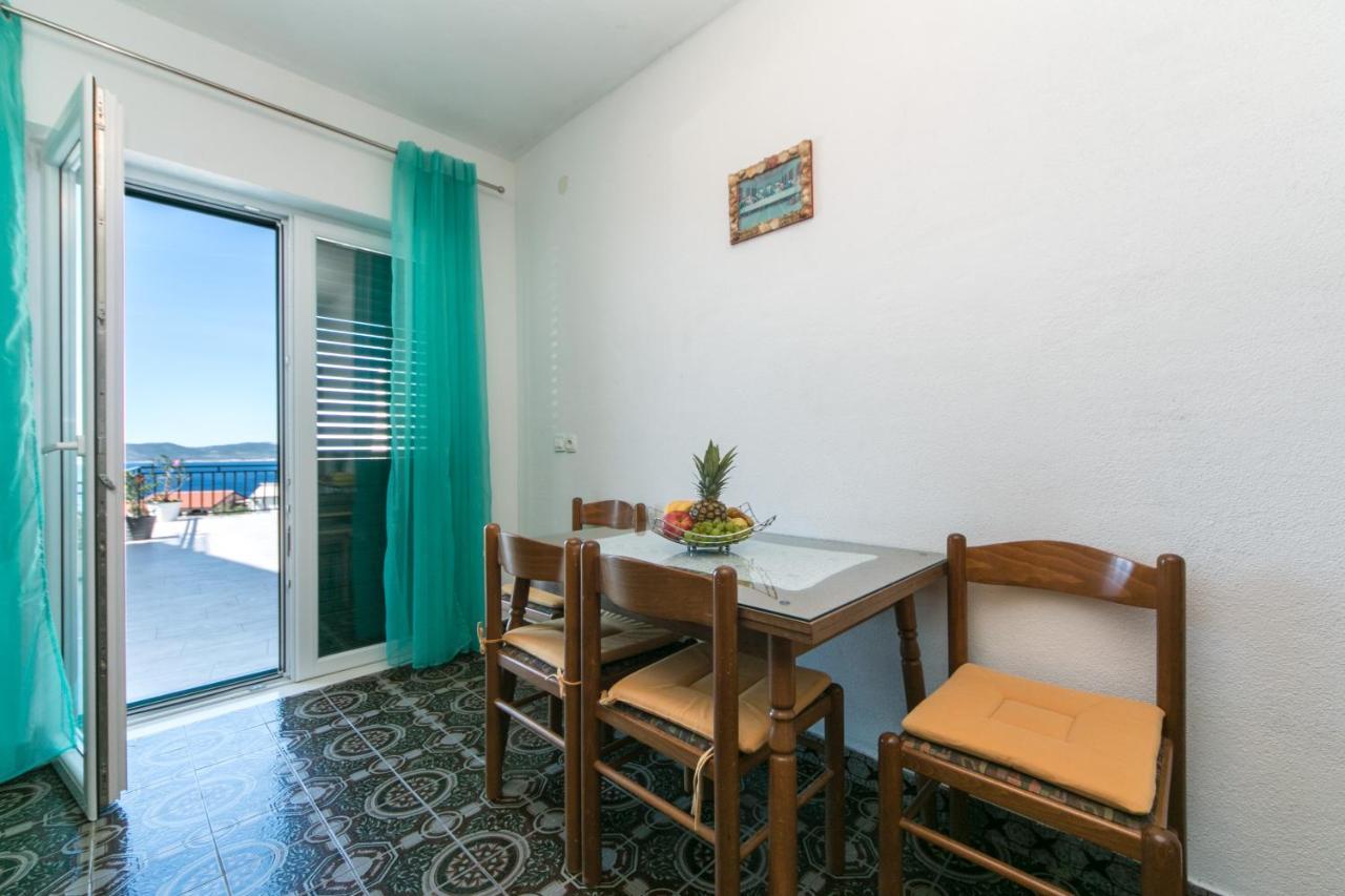 Apartments With A Parking Space Brela, Makarska - 16603 Kültér fotó