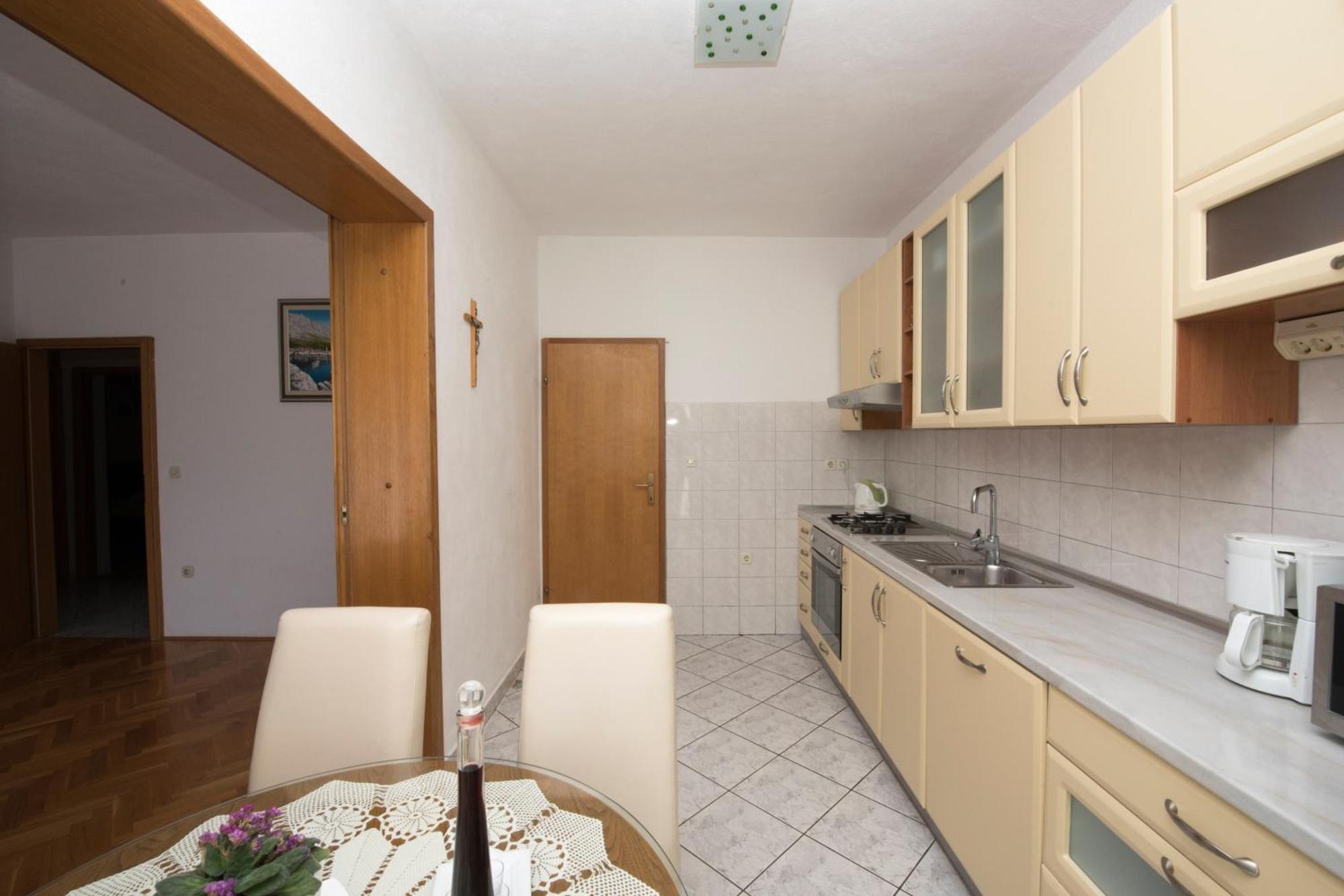 Apartments With A Parking Space Brela, Makarska - 16603 Szoba fotó